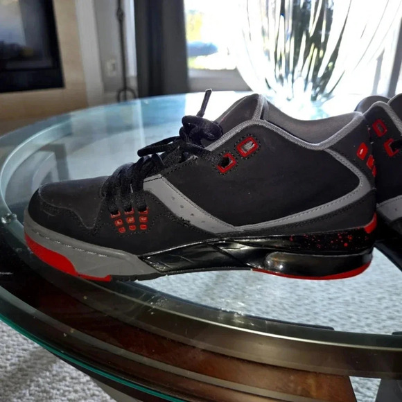 Jordan Retro Youth 6.5Y Shoes - Picture 5 of 9